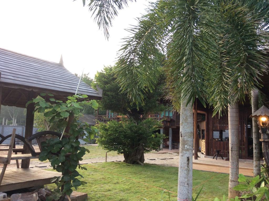 Boutique Village Hotel Ao Nang Exterior photo